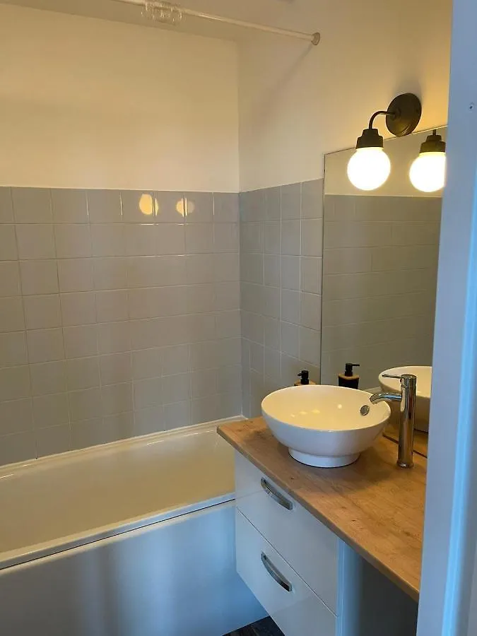 Studios De Standing - Emeraude - Lille Euralille 0*,