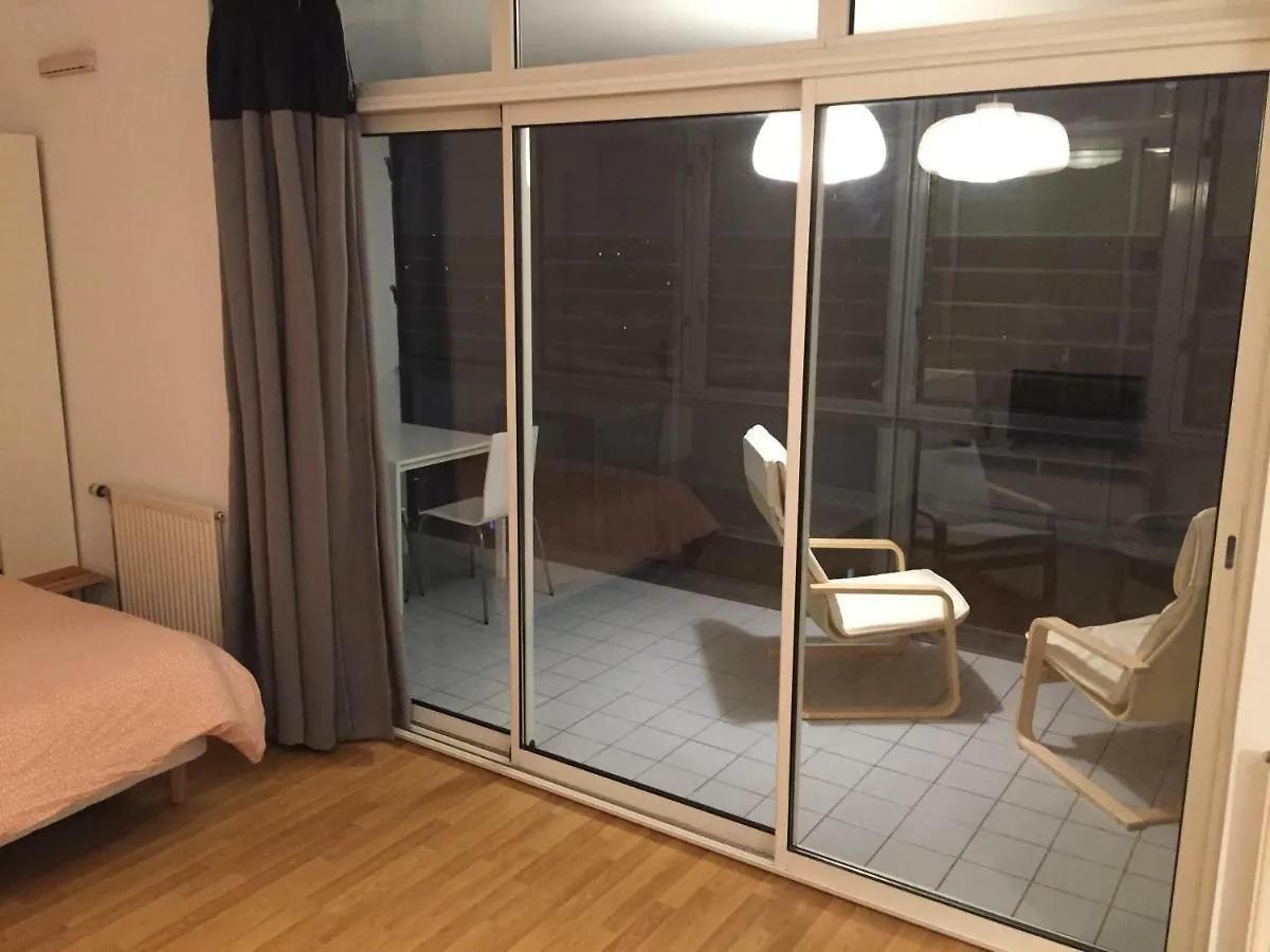 Apartment Studios De Standing - Emeraude - Lille Euralille France